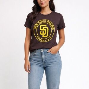 SAN DIEGO PADRES Baseball Club T-Shirt Short Sleeve Top Women’s Size Small. NWOT
